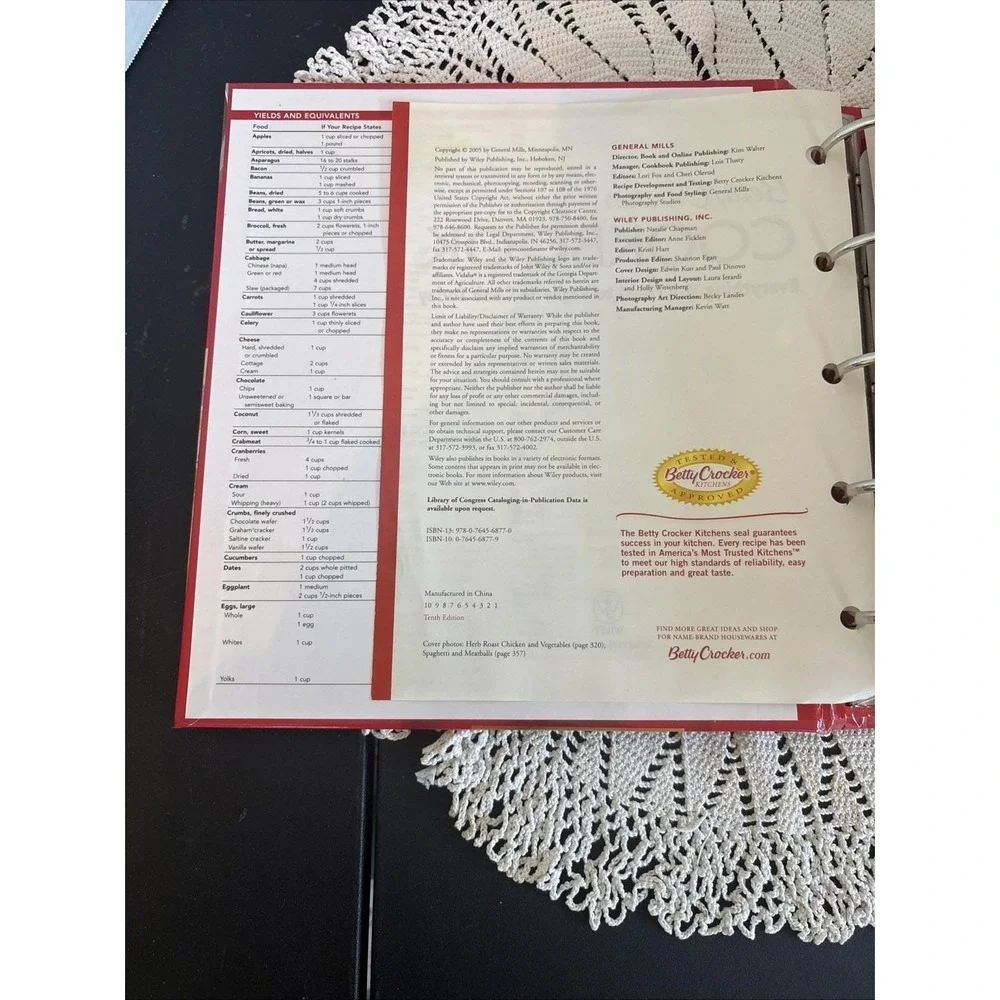 Betty Crocker's Everything You Need to Know to Cook Today New Editon Binder 2005